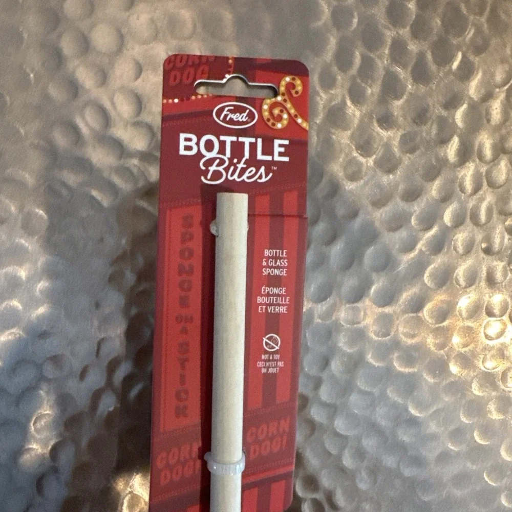 Fred Bottle Bites Corn Dog Shaped Bottle Brush Long Wood Handle Sponge Brown